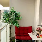 Przytulny, Komfortowy Apartament Z Garazem Апартаменты *