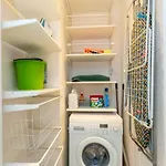 Przytulny, Komfortowy Apartament Z Garazem Варшава