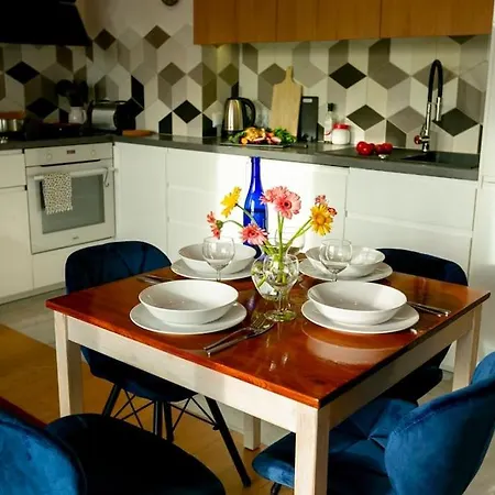 Przytulny, Komfortowy Apartament Z Garazem