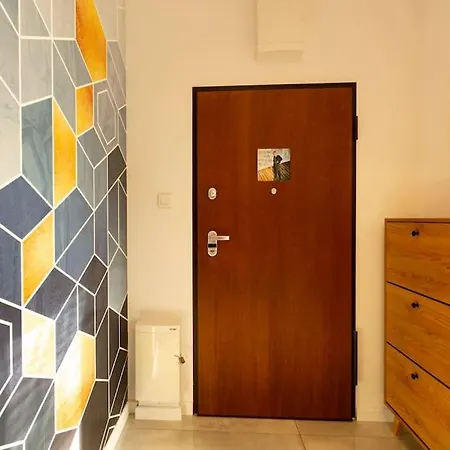 Przytulny, Komfortowy Apartament Z Garazem Apartman