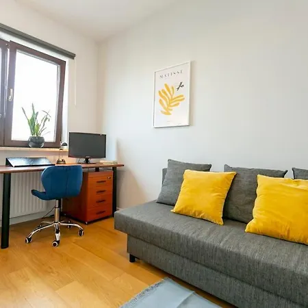 Przytulny, Komfortowy Apartament Z Garazem Apartman *