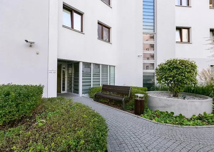 Διαμέρισμα Przytulny, Komfortowy Apartament Z Garazem Βαρσοβία