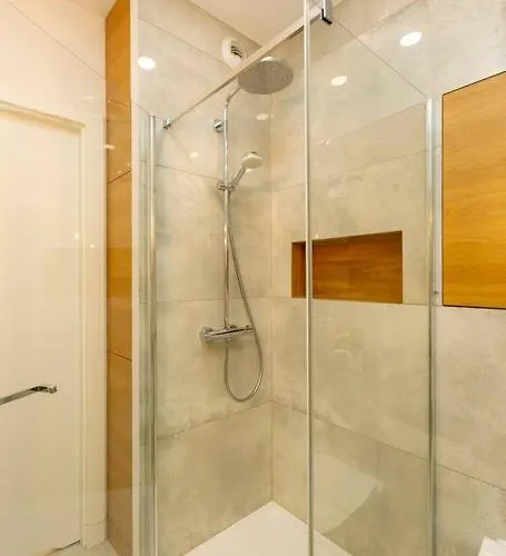 Διαμέρισμα Przytulny, Komfortowy Apartament Z Garazem