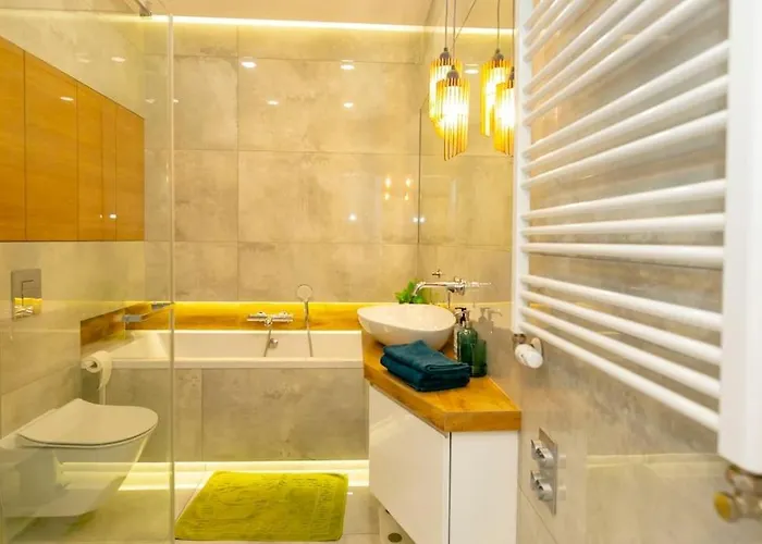 Przytulny, Komfortowy Apartament Z Garazem Βαρσοβία