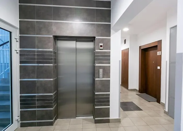 Przytulny, Komfortowy Apartament Z Garazem Διαμέρισμα Βαρσοβία