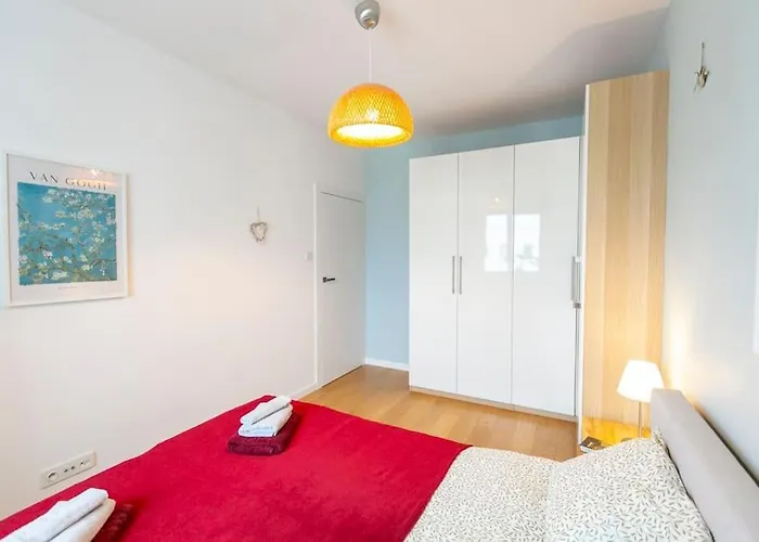 Przytulny, Komfortowy Apartament Z Garazem Βαρσοβία