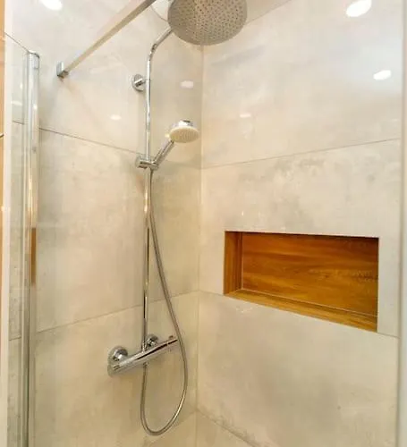 Przytulny, Komfortowy Apartament Z Garazem Διαμέρισμα Βαρσοβία