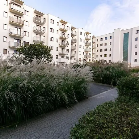 Przytulny, Komfortowy Apartament Z Garazem Warschau